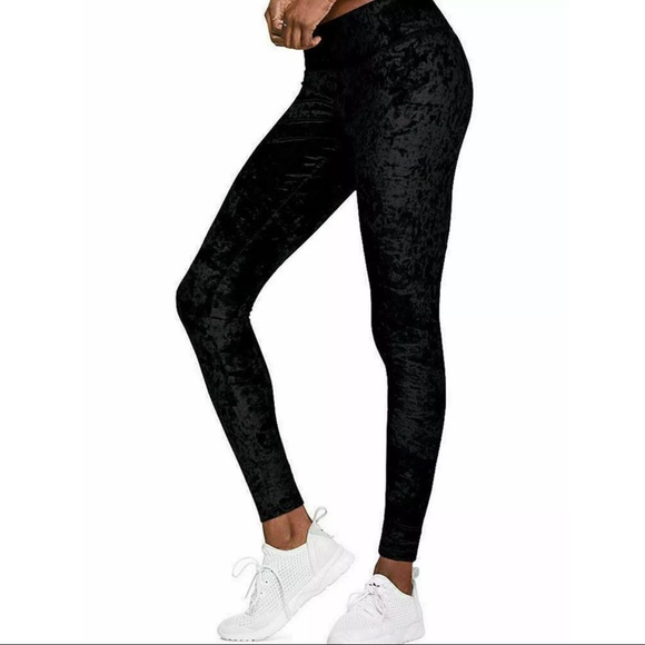 Victoria’s Secret PINK ultimate Velvet leggings